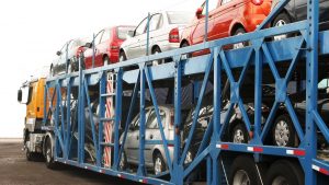 Read more about the article Your Ultimate Guide to Vehicle Transport: From Booking to Delivery